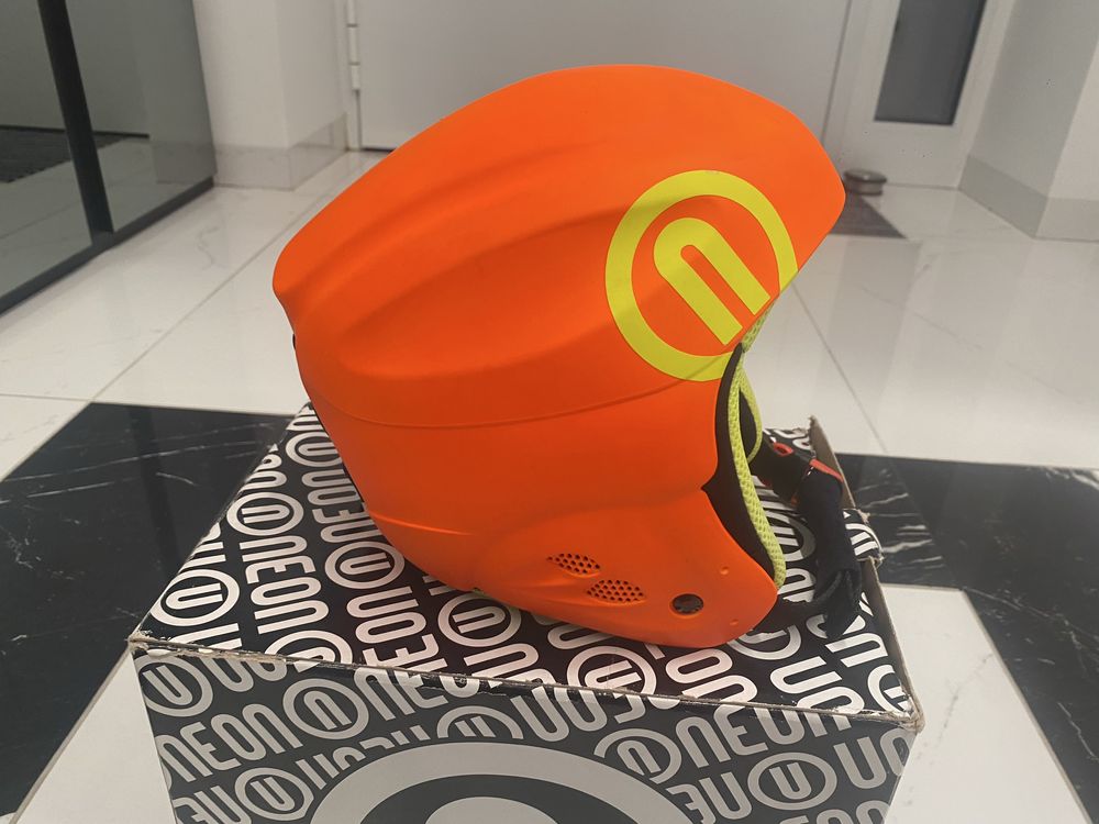 Kask narciarski gogle Neon