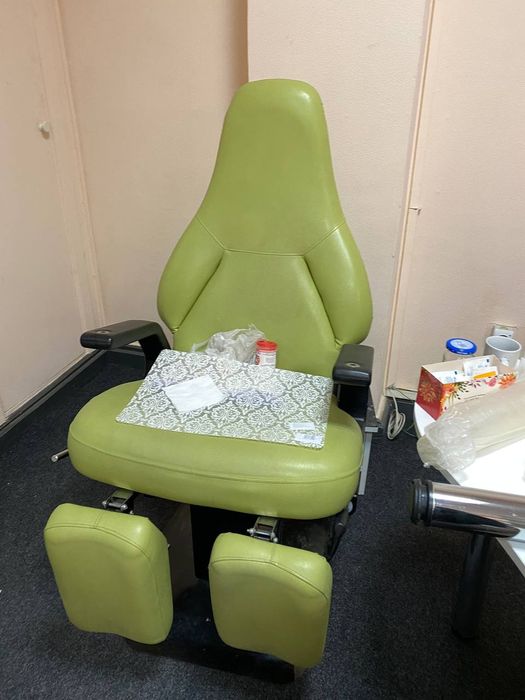 Кресло для педикюра срочно