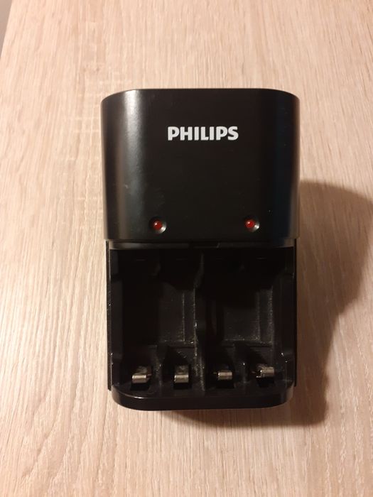 Ładowarka na akumulatory PHILIPS