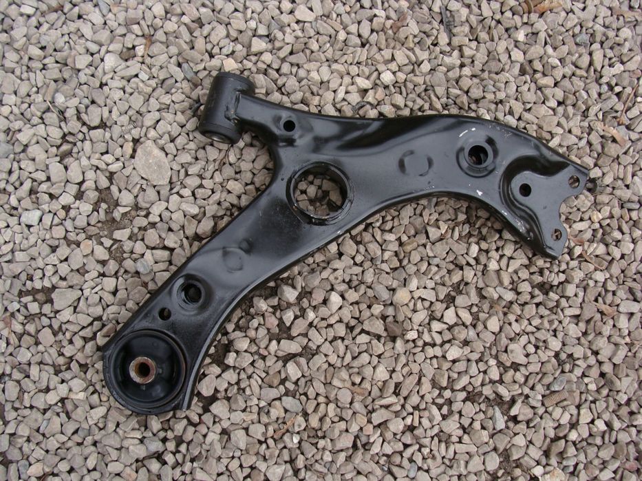 wahacz prawy toyota chr 2017r !!!