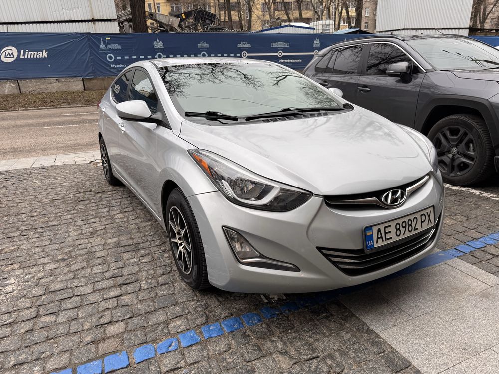 Hyundai elantra 2014