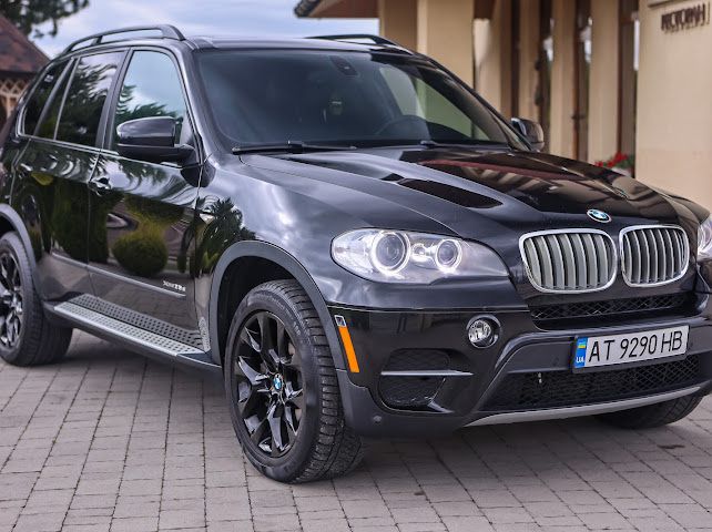 В продажі BMW X5 2013 року