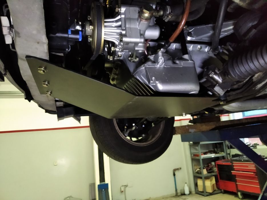 Osłona pod silnik BMW E30 osłona pod miskę oleju E30 gwint E30 stance