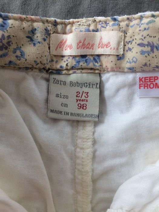 spodnie chinosy Zara szydełkowane 98 cm jak nowe