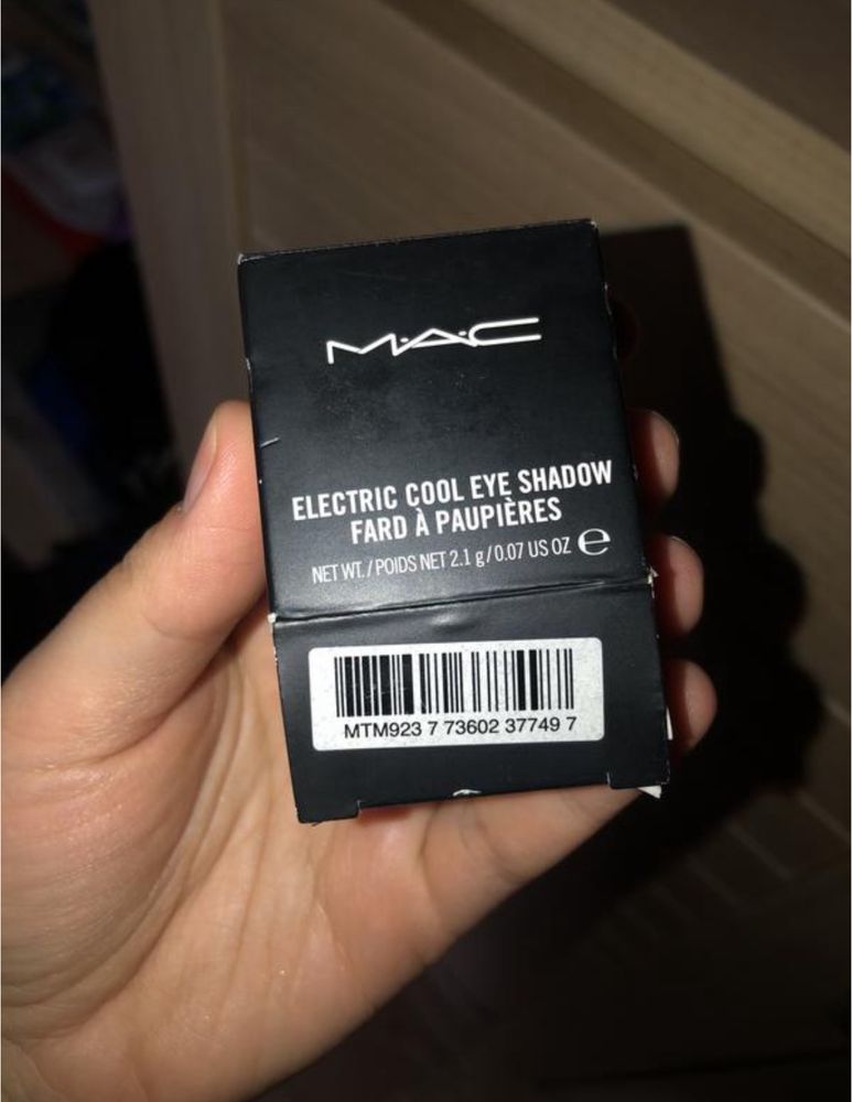 Тени mac eye shadow electric cool in orbit