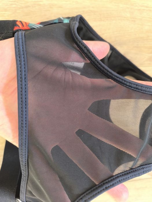 Новий Жиночий спортивний топ / верх купальника, одяг