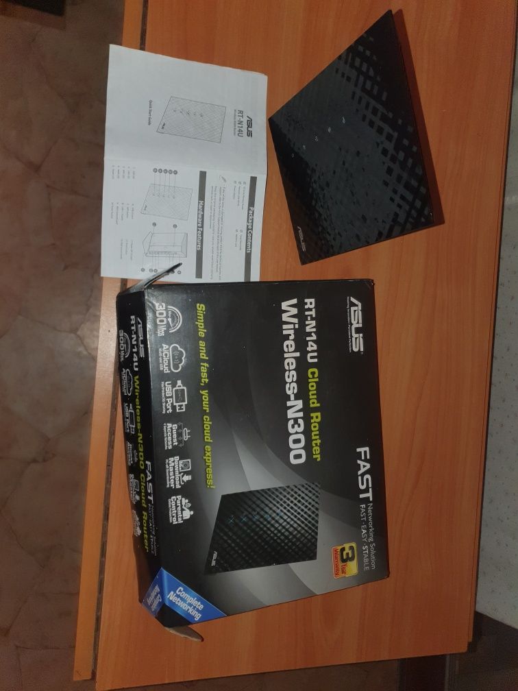 Продам роутер Asus