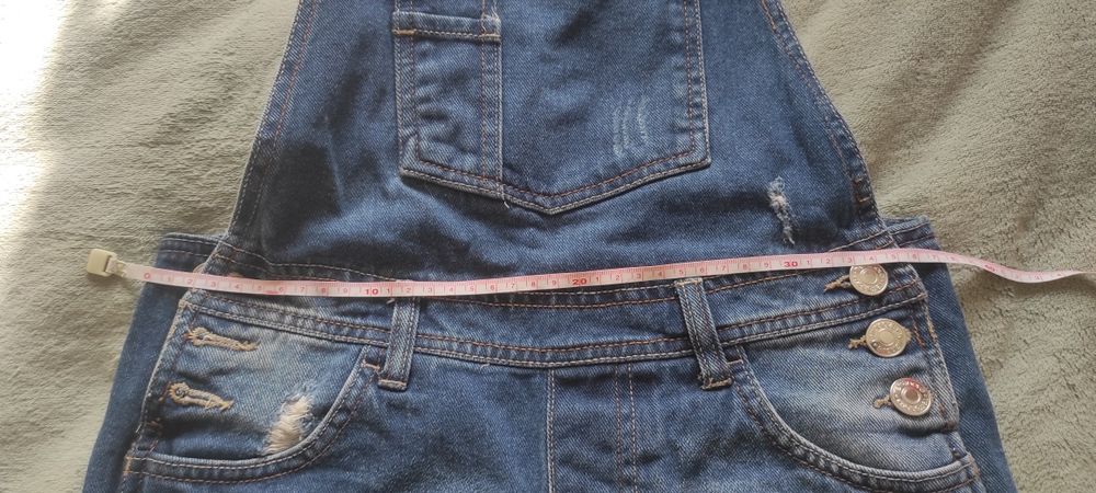 Джинсовий комбінезон р. 36 бу