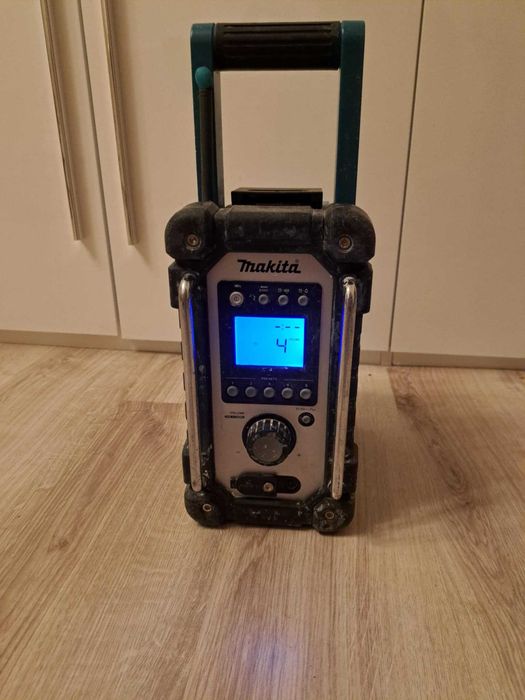 Makita Radio Budowlane DMR102 + Bateria 18V 5.0Ah