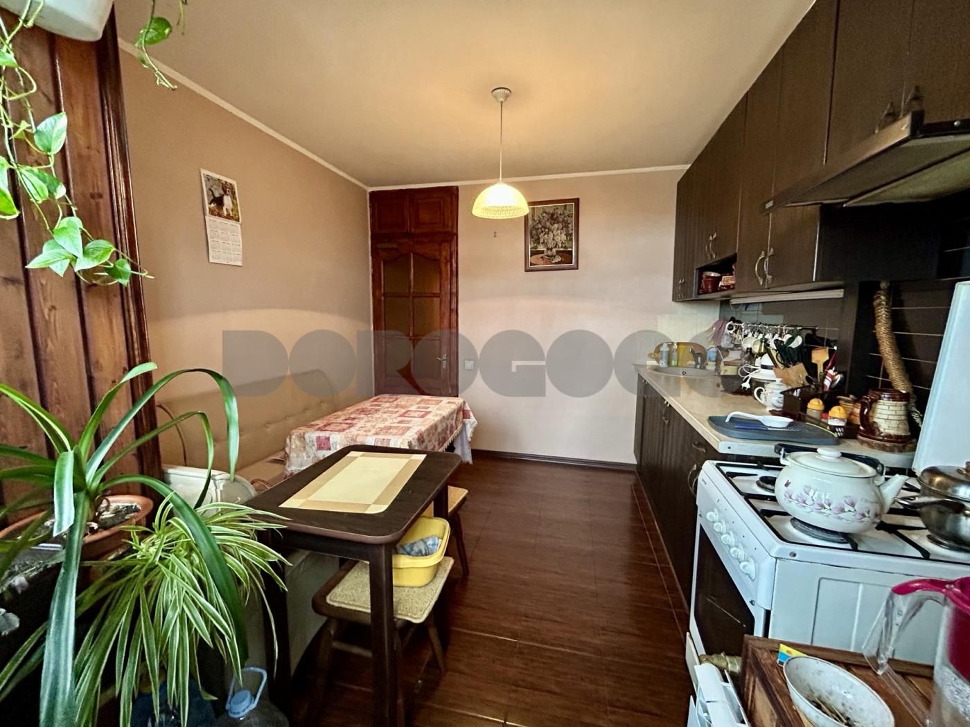 Продаж 3 кімн. кв-ри 70 м2 вул. Зодчих, 68/2