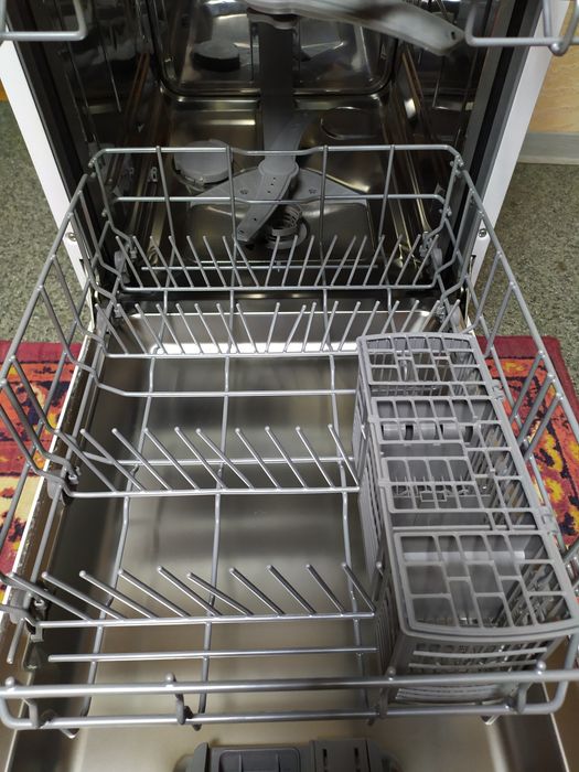 Посудомоечная машина Bosch serie 2 SRS2IKW04K