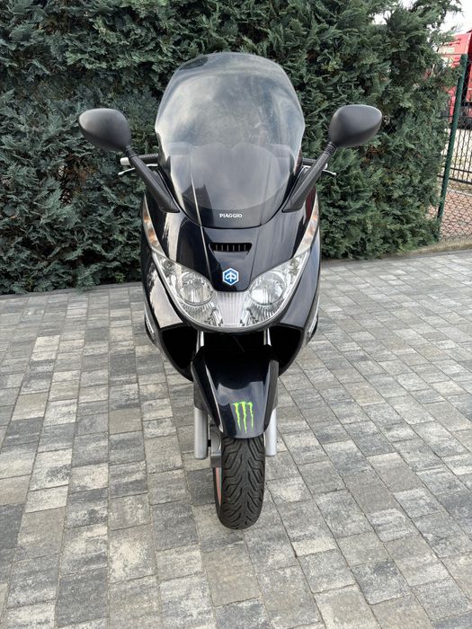 Skuter Piaggio X 8 250