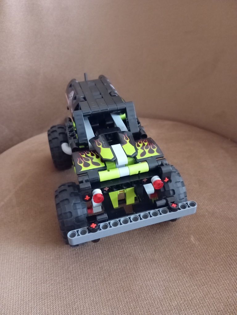 LEGO Technics monster