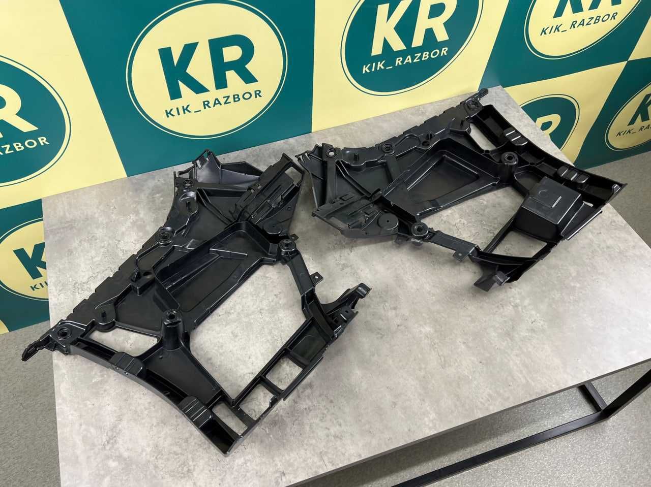 Кріплення заднього бампера BMW 3 (G20) 51127427967 / 51127427968
