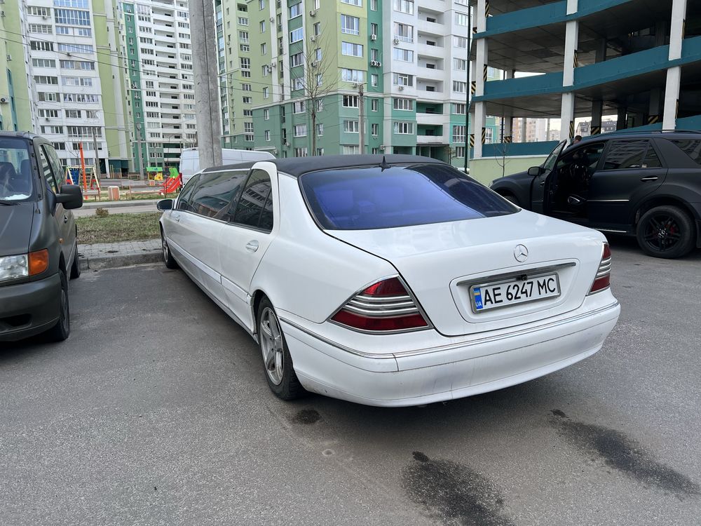 Продам лімузін мерседес