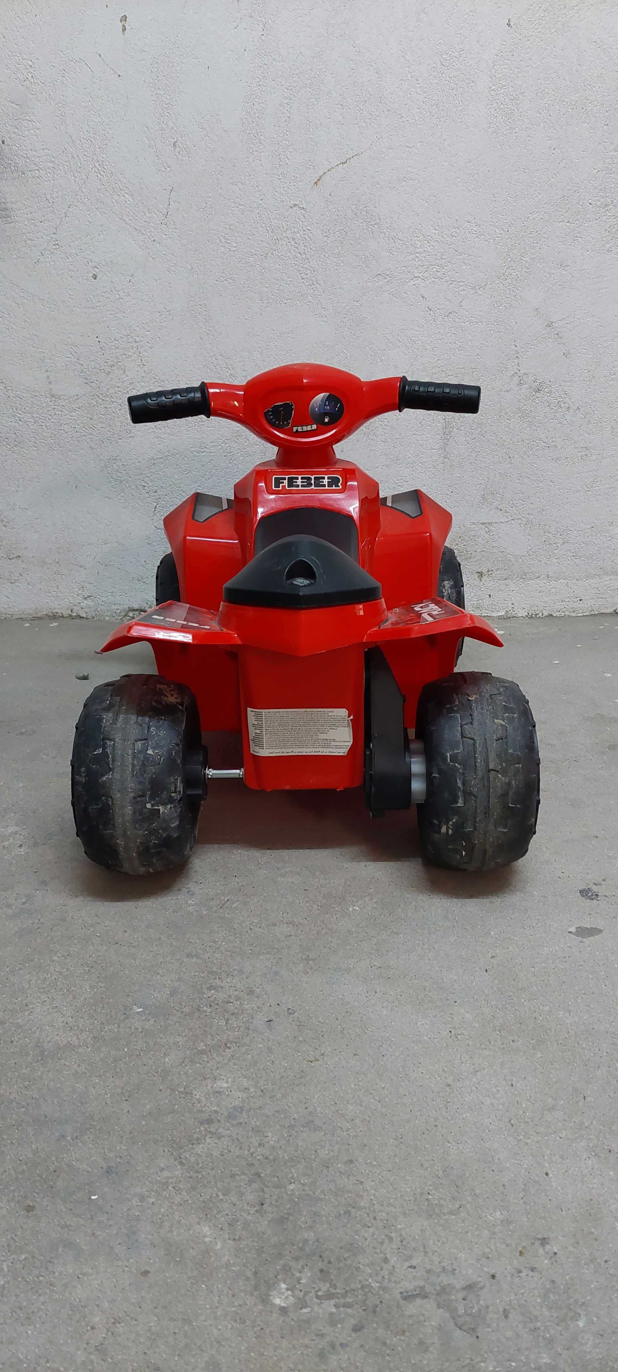 Moto 4×4 eléctrica