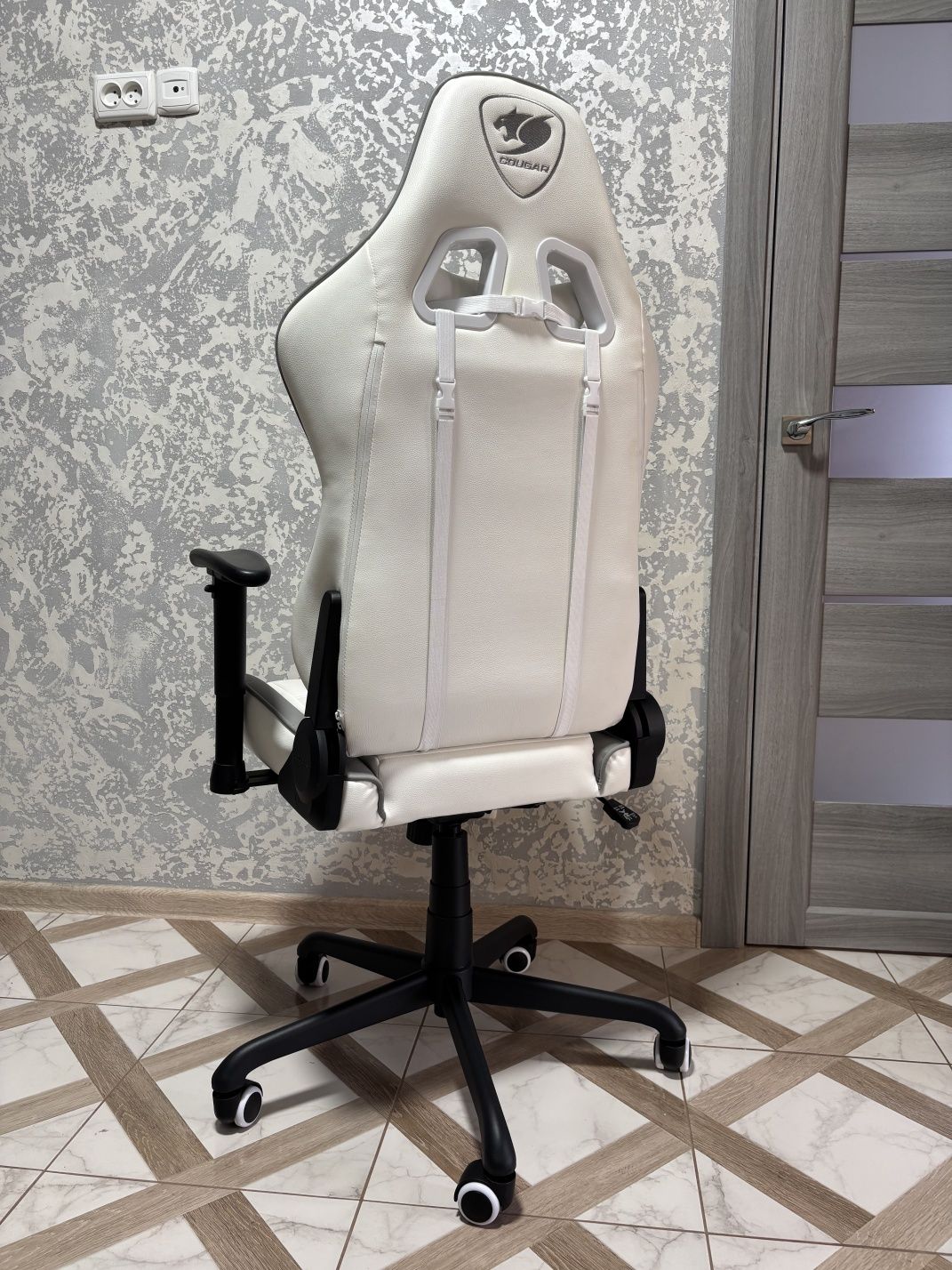 Ігрове крісло Cougar Armor ELITE (White)