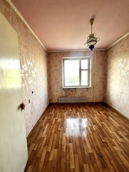 Продается 4 ком кв в Осипенковском р-не по ул Звенигородская