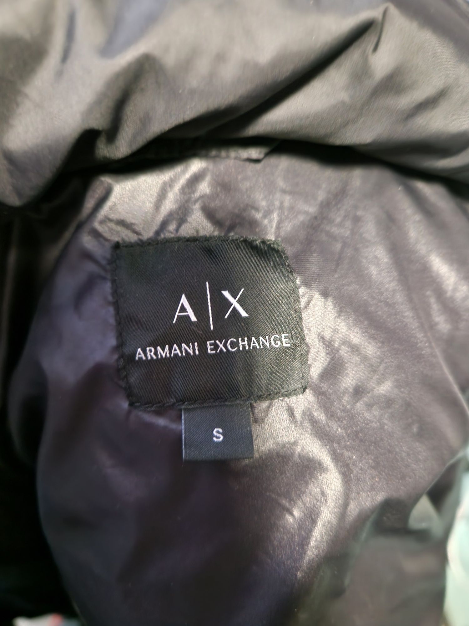 Женский бомбер Armani Exchange  р. S