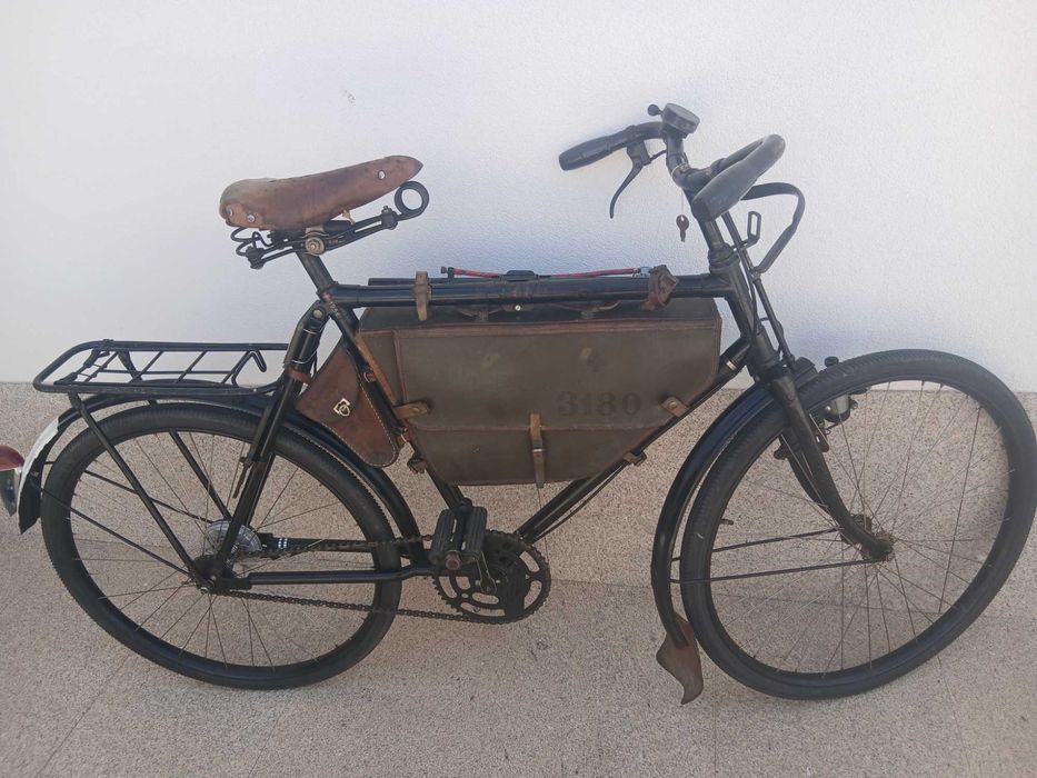 Bicicleta suica militar