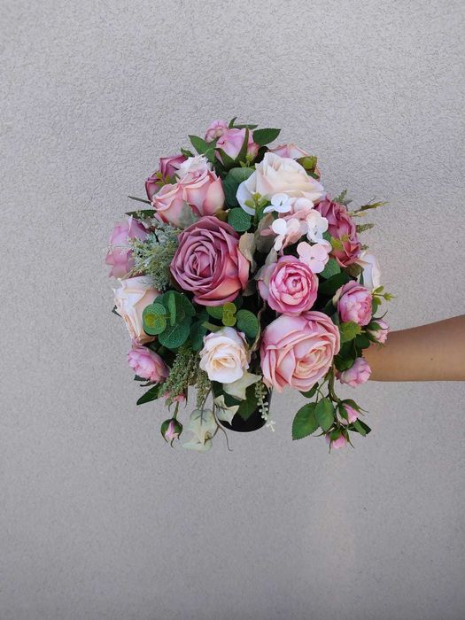 Komplet na grób, cmentarz, pomnik,kompozycja nagrobna, wiązanka,kwiaty