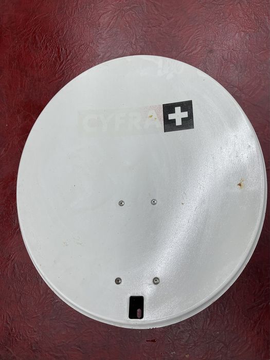 Talerz, antena, satelita Cyfra + Cyfrowy Polsat