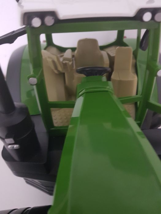 Jamara Zdalnie Sterowany Traktor Fendt 1050 Vario 1:16