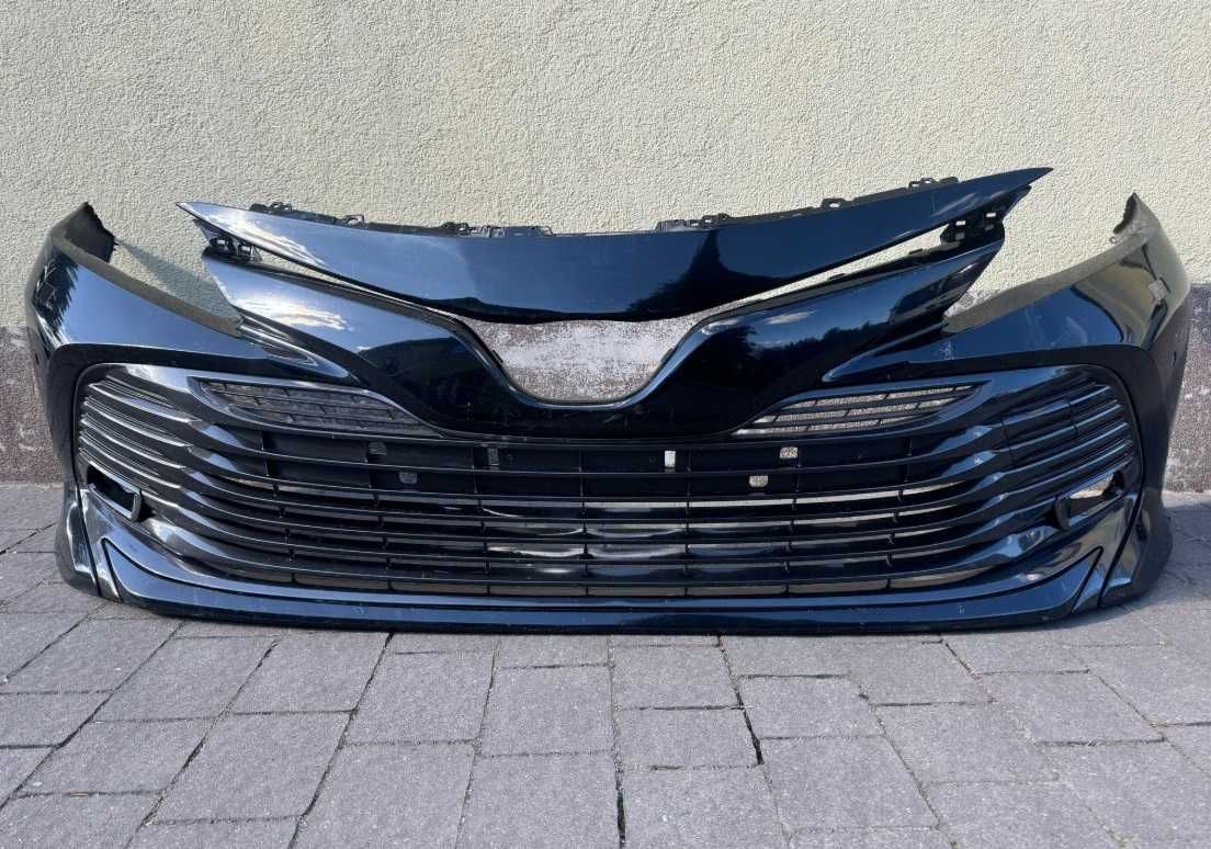 Бампер Toyota Camry 70 Тойота Камри Кемри Четверть Запчастини