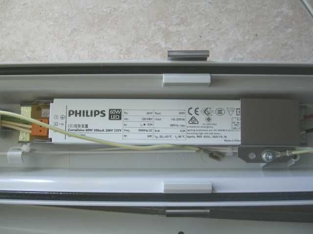 Iluminação para garagens, varandas, telheiros, etc