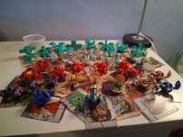 Figurki bakugan i do nich karty