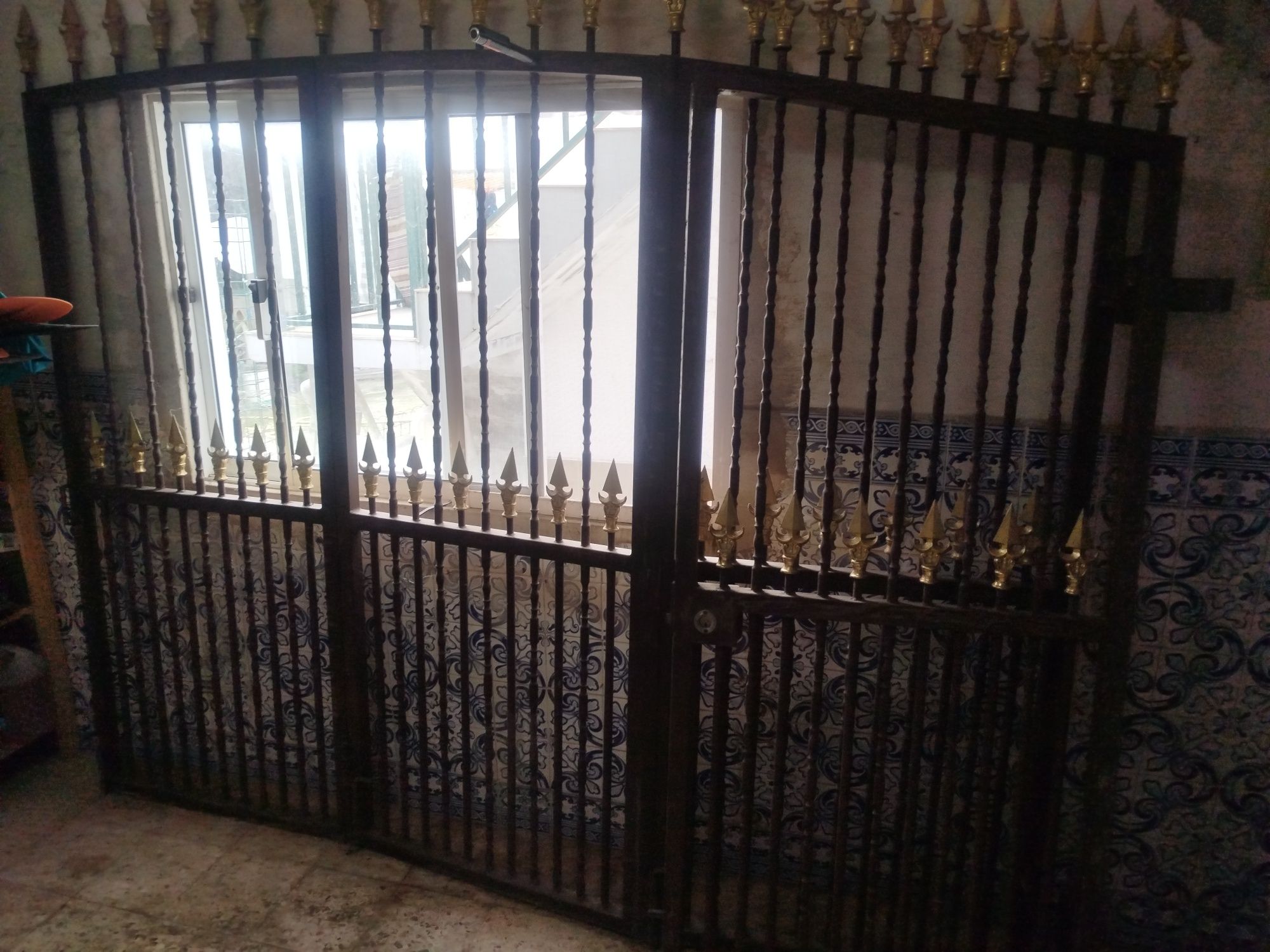 Portão abrir em 4 partes