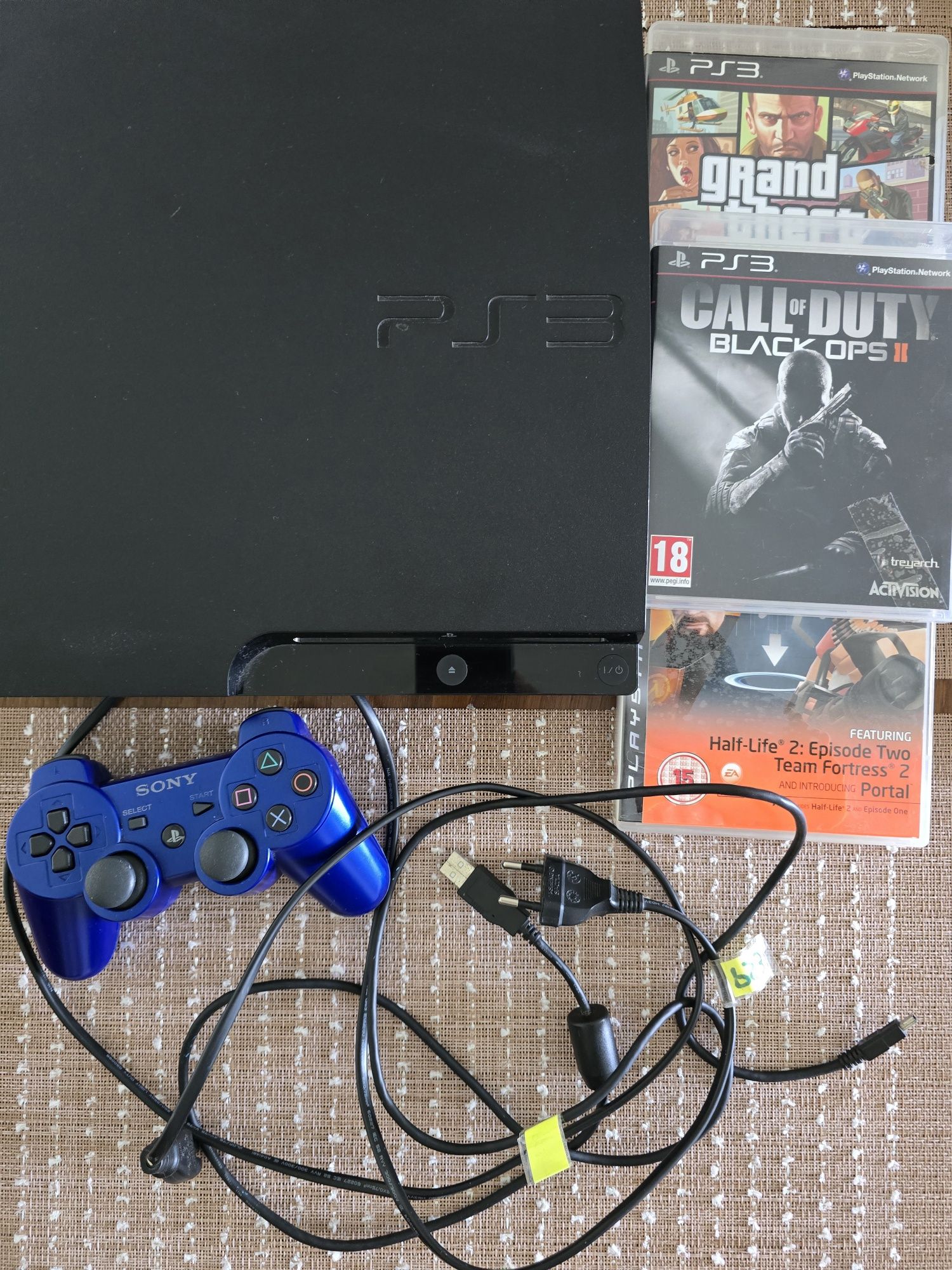PlayStation 3 PS3 slim CECH-3004B