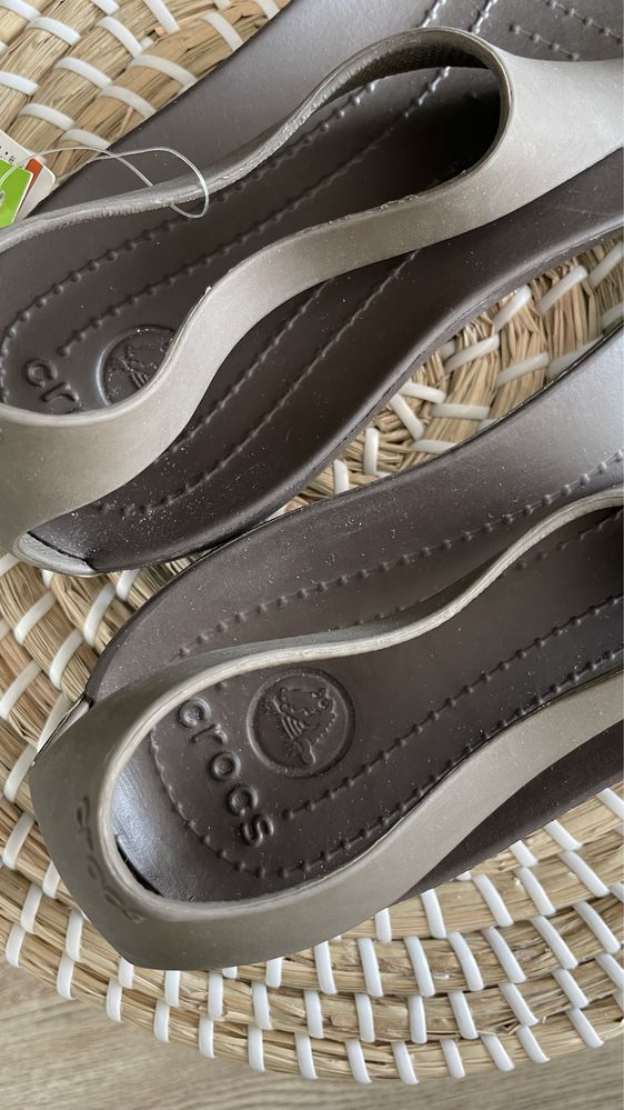 Crocs japonki sexi flip espresso W10 41/42