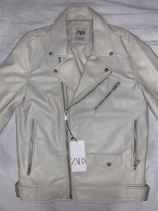 Байкерская куртка из экокожи. Zara косуха