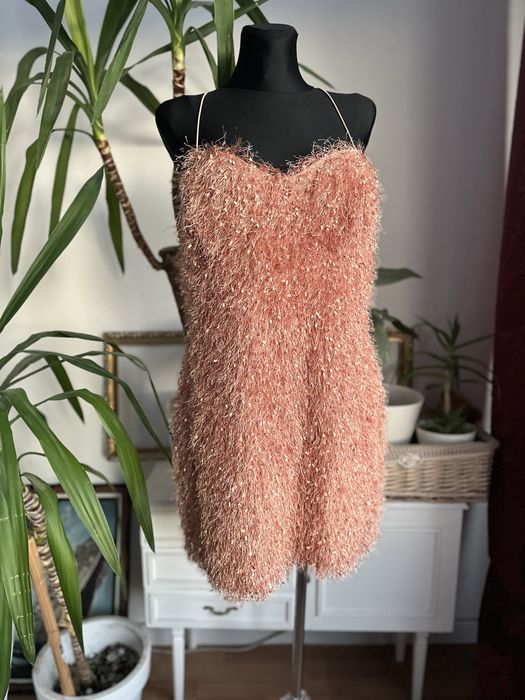 sukienka mini frędzle pióra zdobiona 46 3 xl 44 xxl