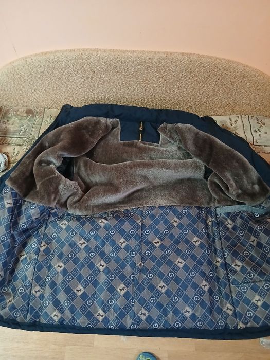 Продаю  куртку  підросткову чоловіча .