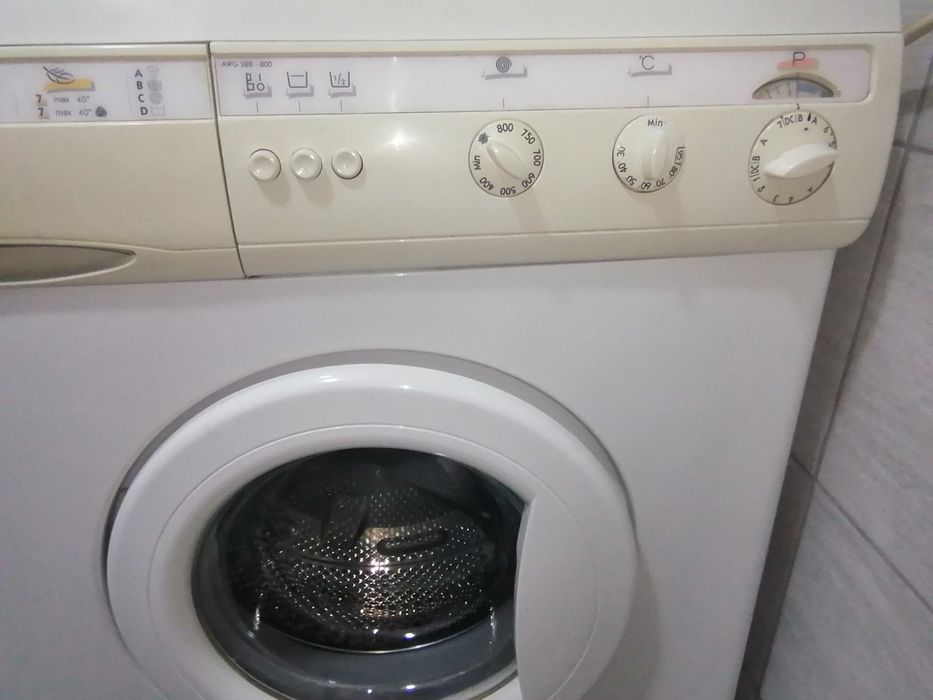 Пральна машинка , робоча