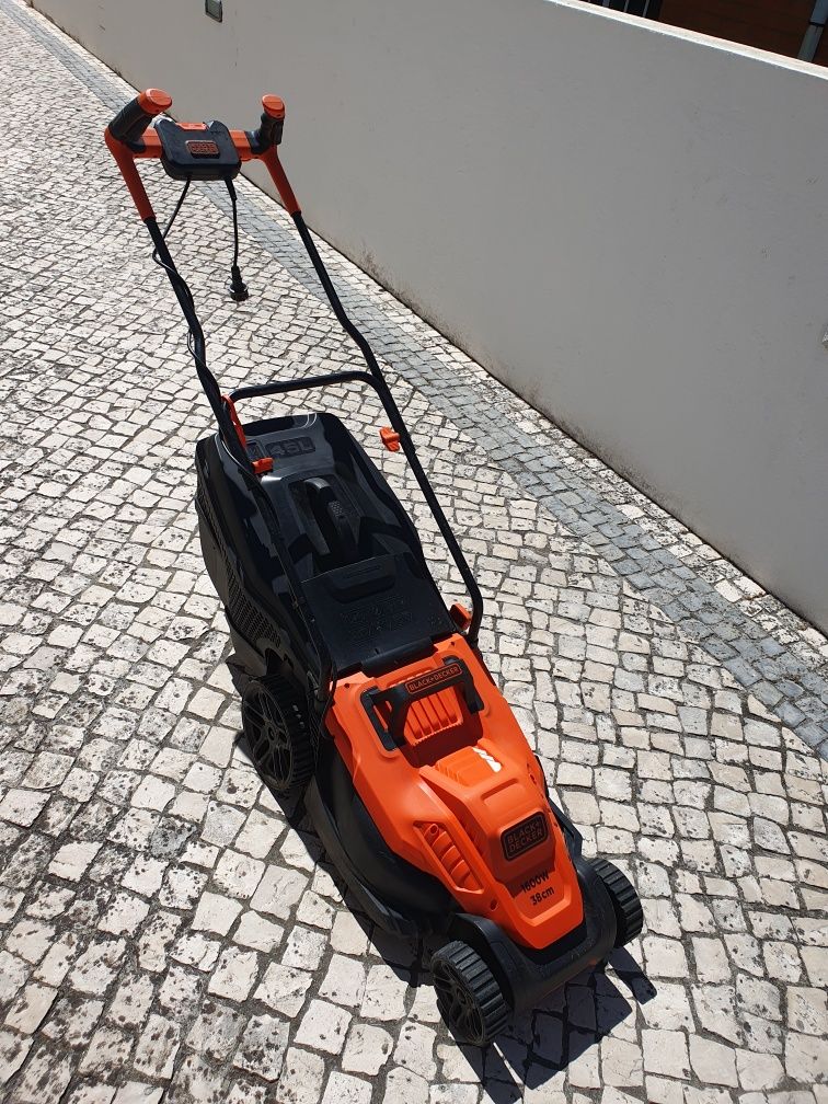 Corta relvas black & decker 1600w 38cm