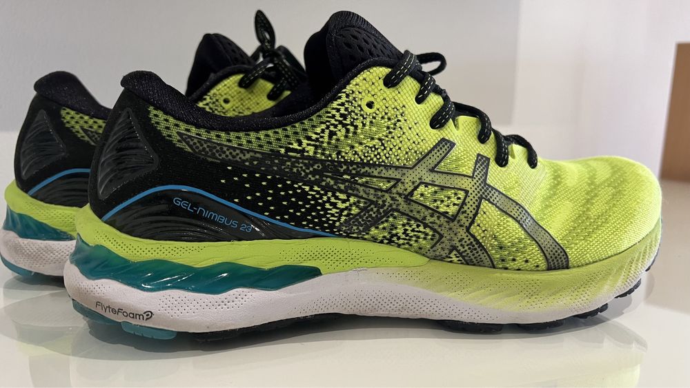 Ténis Running ASICS Nimbus 23