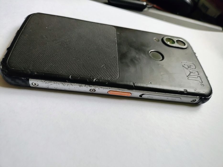 Смартфон Caterpillar S62 pro