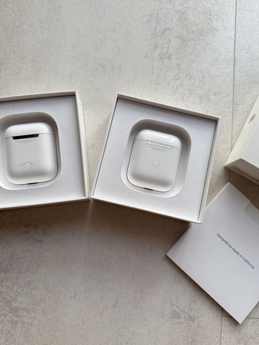 Оригінальний Кейс для безпровідних Навушників Apple Airpods 2