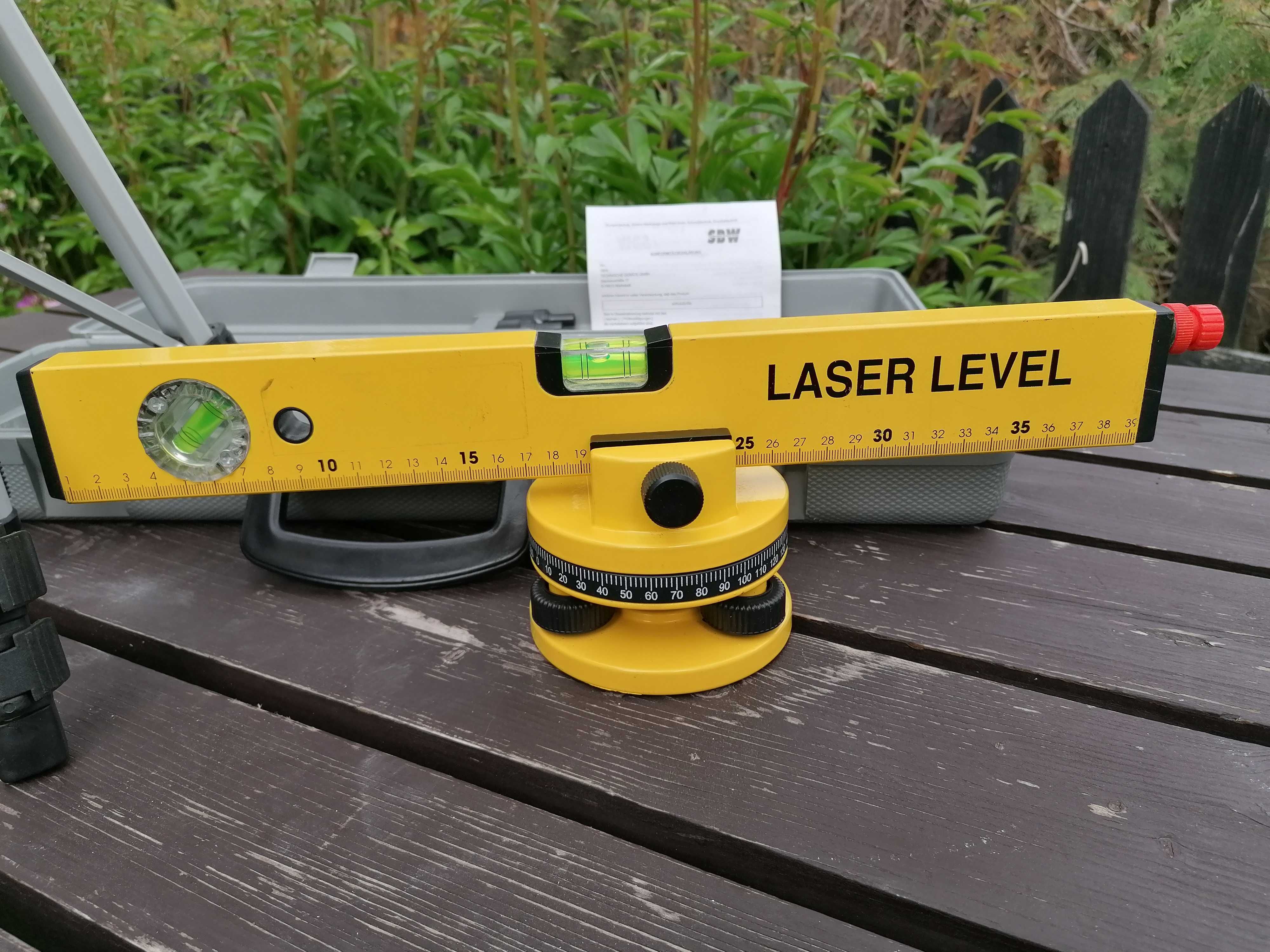 TIP LW 400N Niemiecka Poziomica Laserowa ze Statywem + Walizka