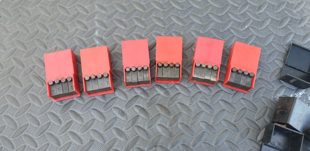 Maquina roscas/ 6 conjuntos de pentes