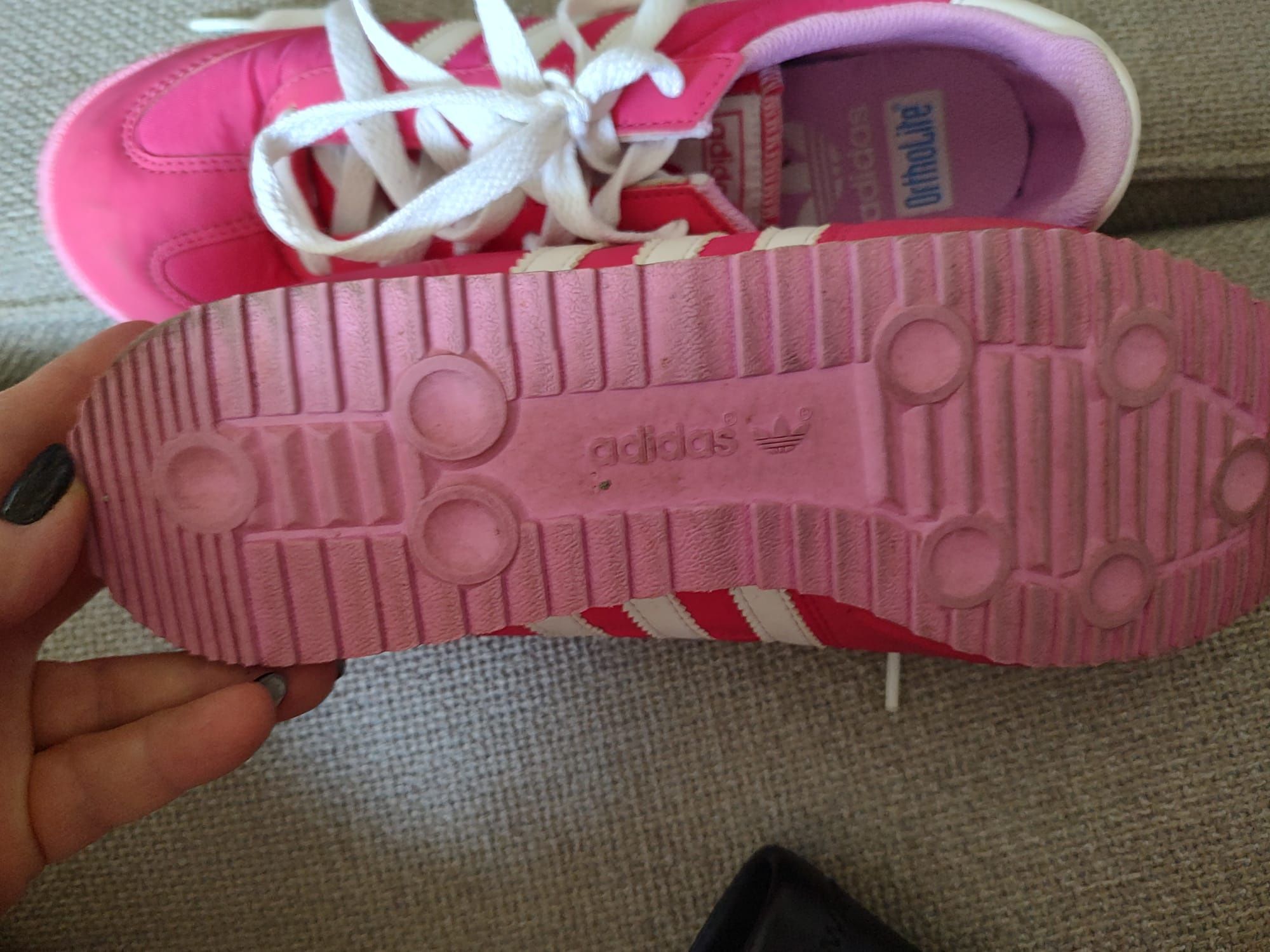Adidas dragon rozmiar 39 damski parę razy użyte