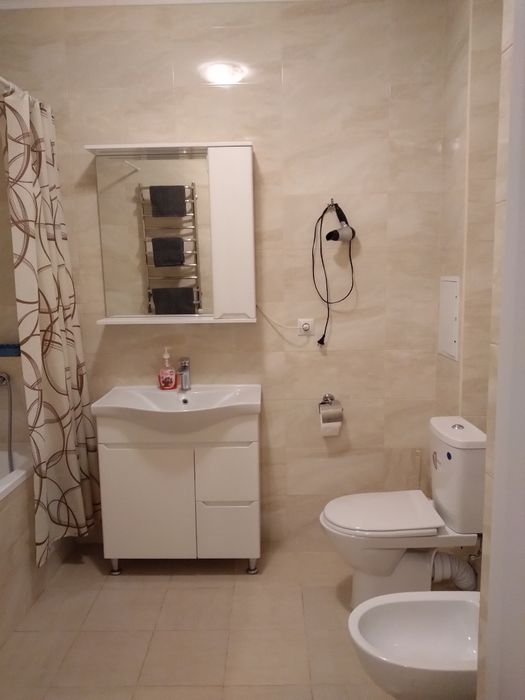 Подобово. Центр, вул. Бельведерська 23