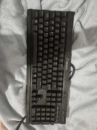 Teclado Corsair K70 blue switch