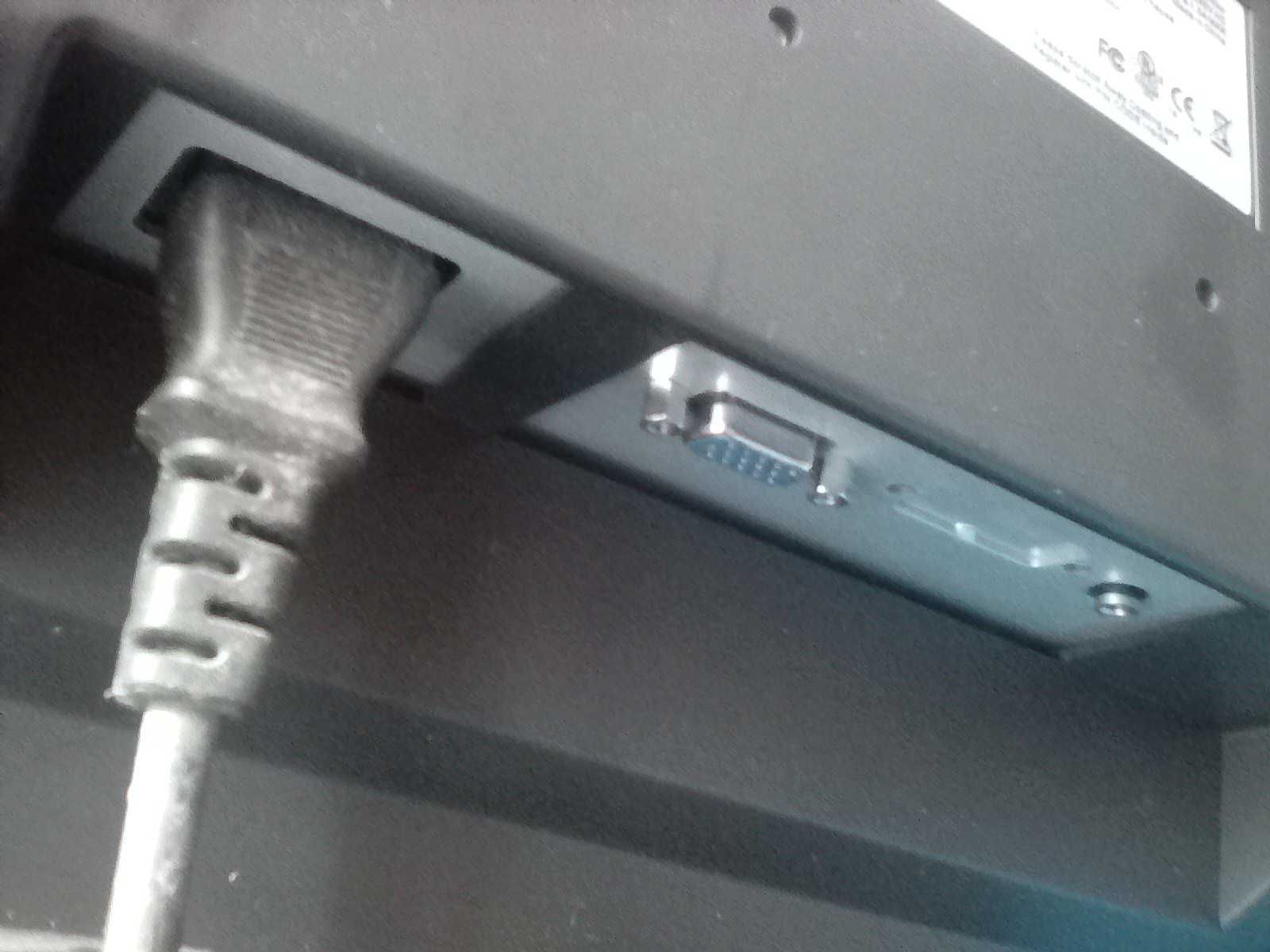 monitor DGM do komputera