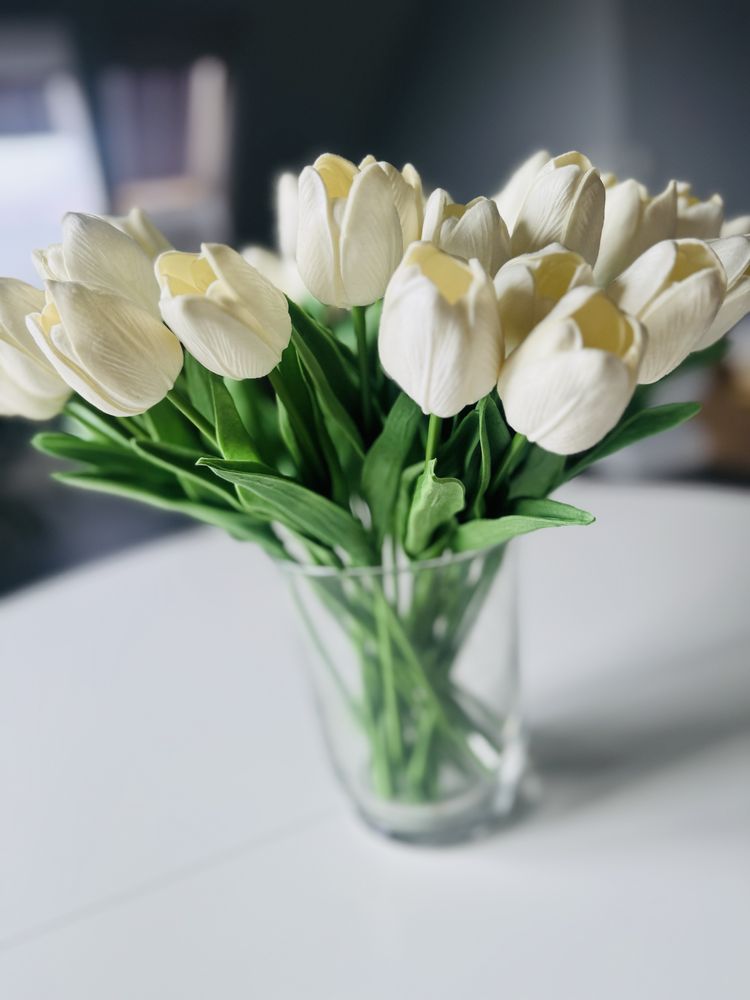 Tulipany sztuczne jak żywe jak nowe białe 40 sztuk