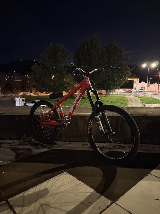 Gios vermelha para grau