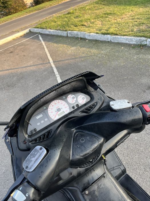 Скутер, мотоцикл yamaha t-max 500 (не honda, suzuki)